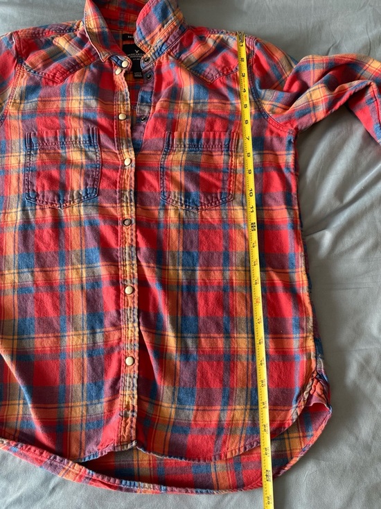 American Eagle Outfitters Women’s Small Red Plaid Flannel Button-Down Shirt - Picture 7 of 8